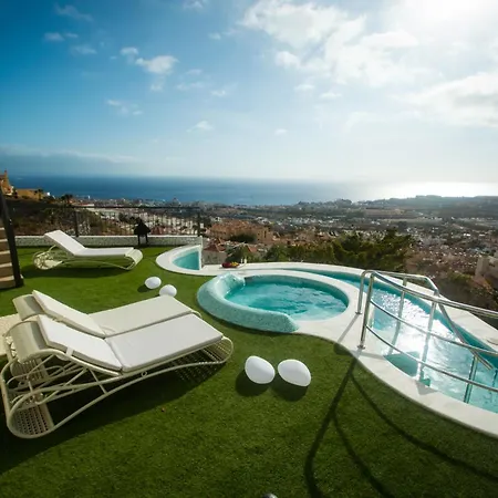 Luxuryvilla Heatedpool Costaadeje Panoramicseaview فيلة أذيخي