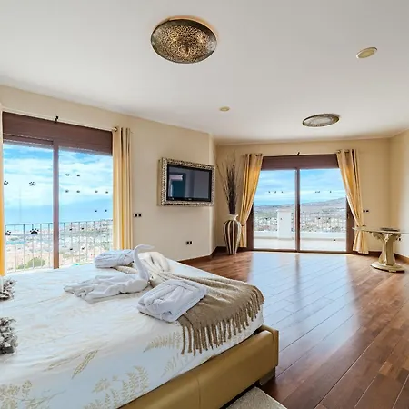 Luxuryvilla Heatedpool Costaadeje Panoramicseaview Βίλα *