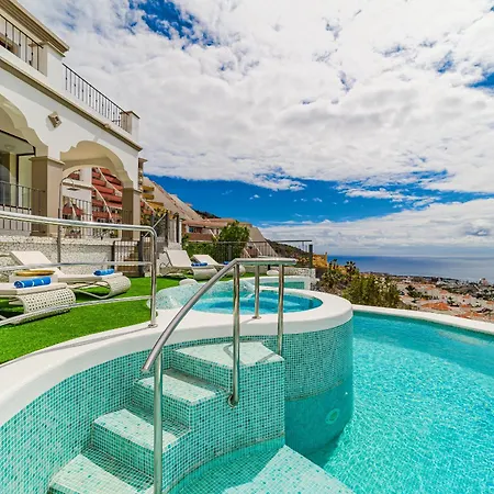 Luxuryvilla Heatedpool Costaadeje Panoramicseaview Βίλα Costa Adeje (Tenerife)