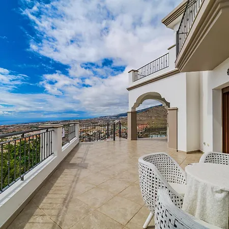 Luxuryvilla Heatedpool Costaadeje Panoramicseaview أذيخي
