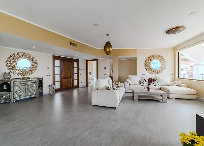 Villa Luxuryvilla Heatedpool Costaadeje Panoramicseaview *