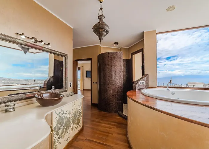 Luxuryvilla Heatedpool Costaadeje Panoramicseaview * 阿德耶