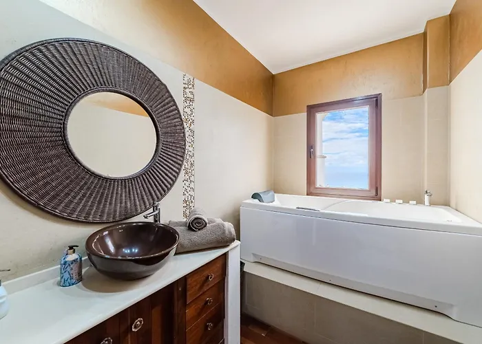 Luxuryvilla Heatedpool Costaadeje Panoramicseaview Costa Adeje (Tenerife)