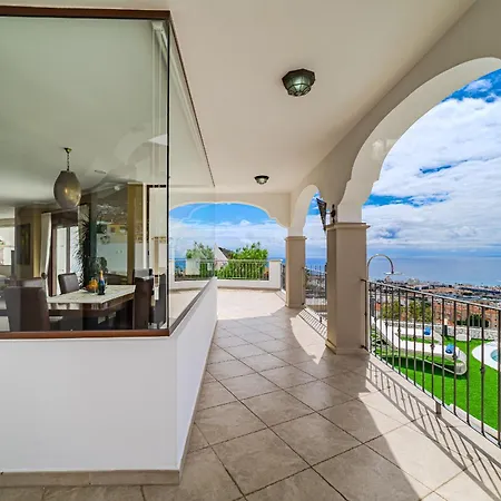 Luxuryvilla Heatedpool Costaadeje Panoramicseaview Вилла